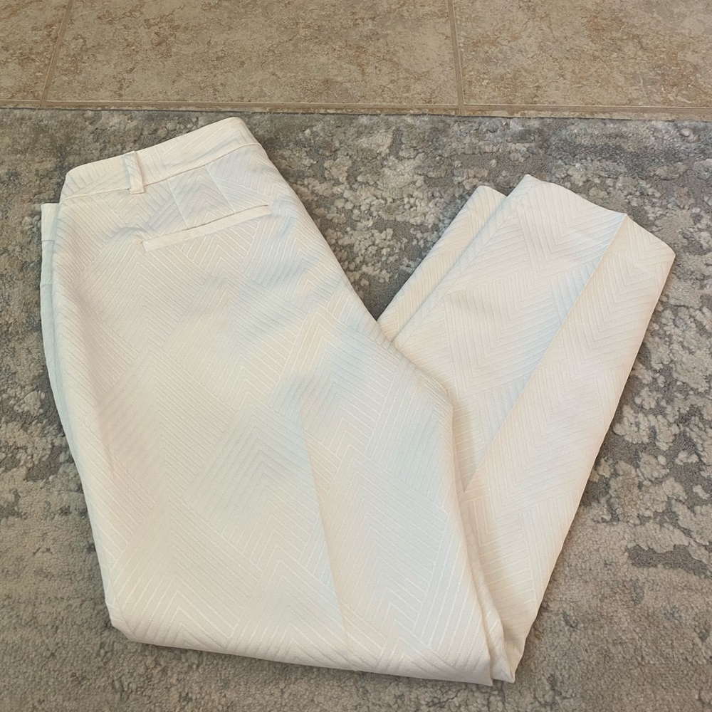 White House Black Market Cream Ankle Pants
